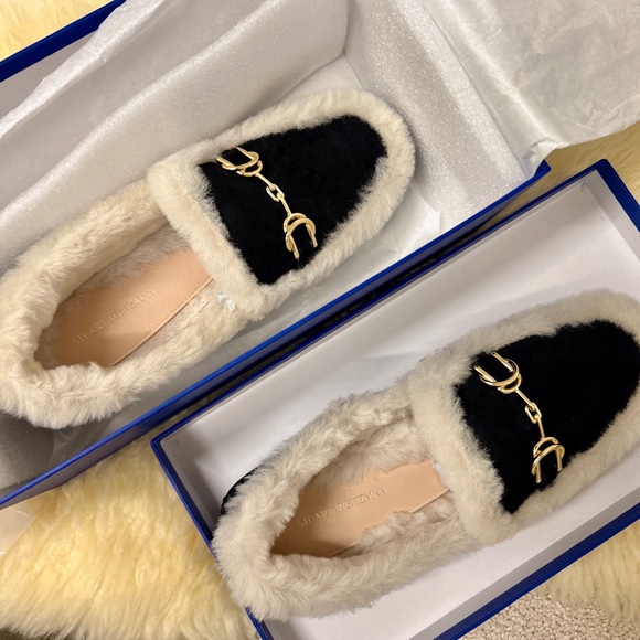 Stuart Weitzman - Picture 3 of 10